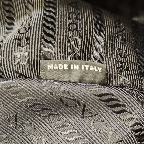 BRAND NEW Prada Re-Nylon & Saffiano Leather Duffle Bag Black 2VC008 with Dustbag - Picture 5 of 11